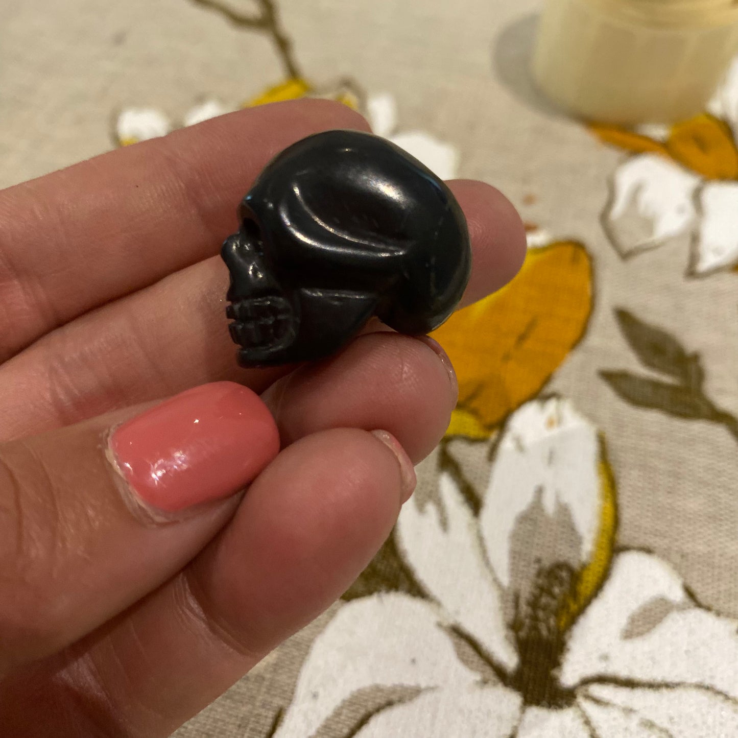 Shungite 2,5cm Skull