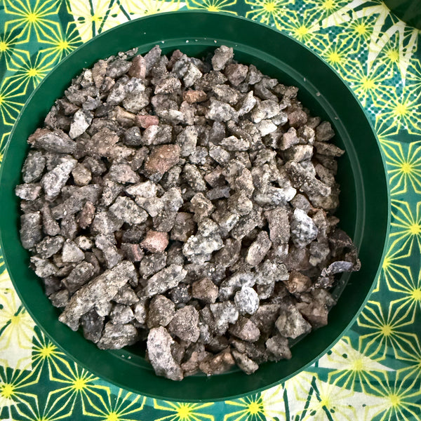 Grey Stone Chip Pebbles - 9mm & 19mm - 17kg - Crystal Geological