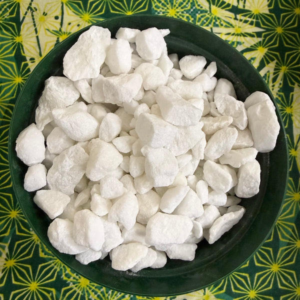 Snow White Chip - 17kg Garden Stone - Crystal Geological