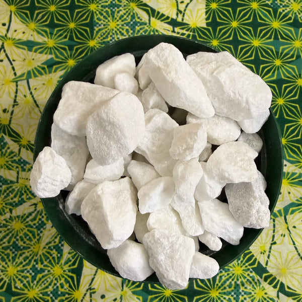 Snow White Chip - 17kg Garden Stone - Crystal Geological
