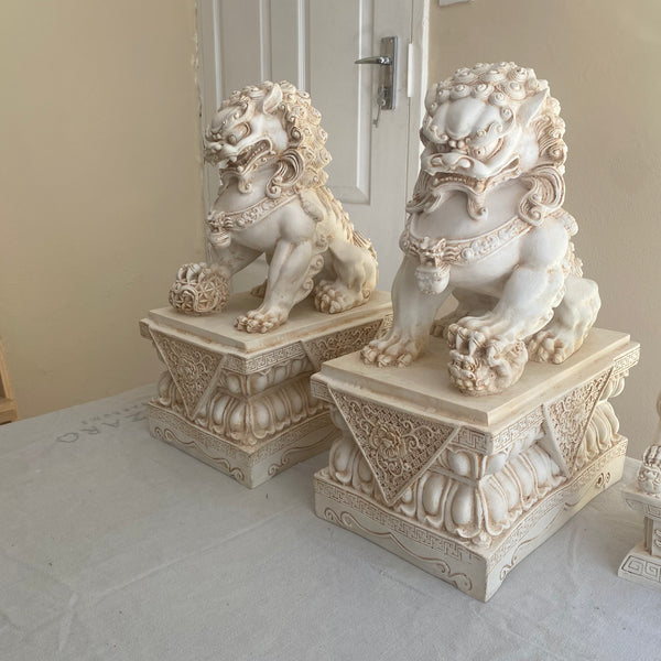 Extra Large Fengshui Foo Dogs Statue - 43cm ( Store Collection Only )