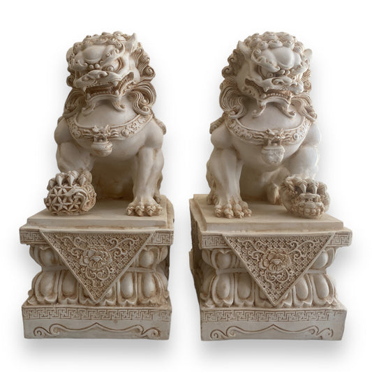 Extra Large Fengshui Foo Dogs Statue - 43cm ( Store Collection Only )