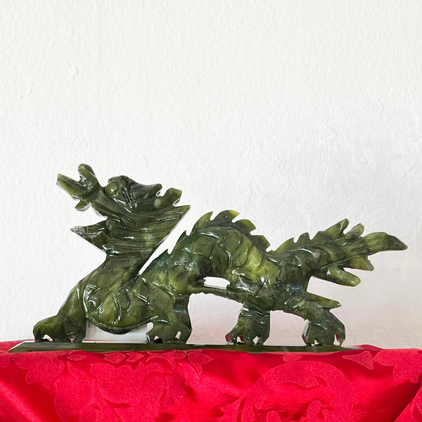 Dragon Carving -Jade - Crystal Geological