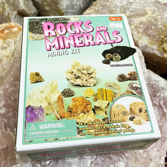 Rocks & Minerals Mining Kit