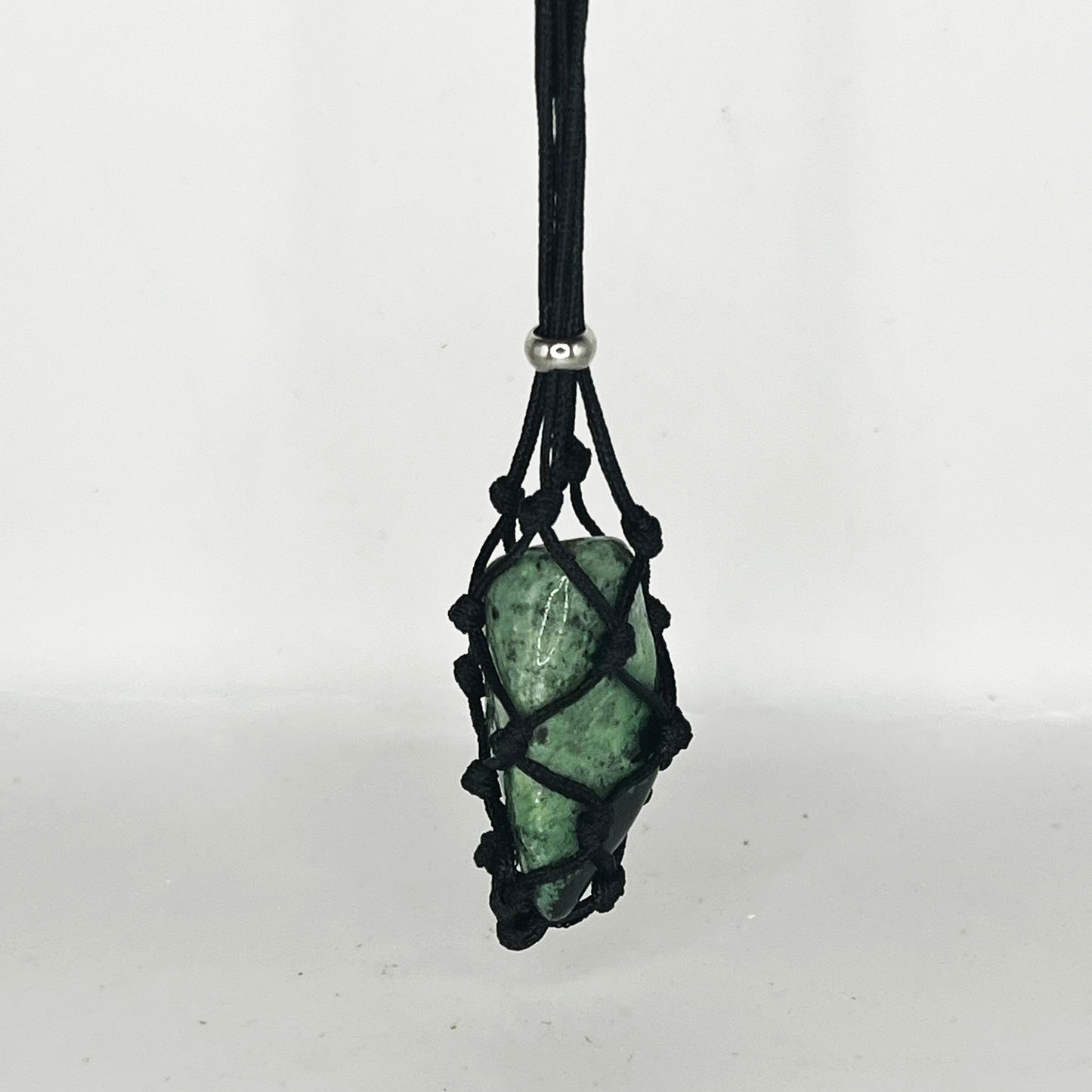 Macrame Gemstone Holder - Black