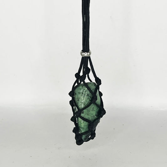 Macrame Gemstone Holder - Black