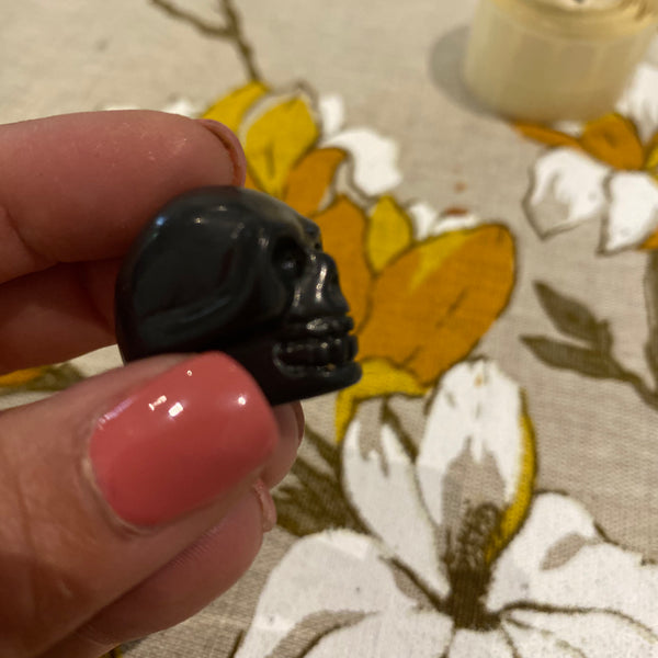 Shungite 2,5cm Skull - Crystal Geological