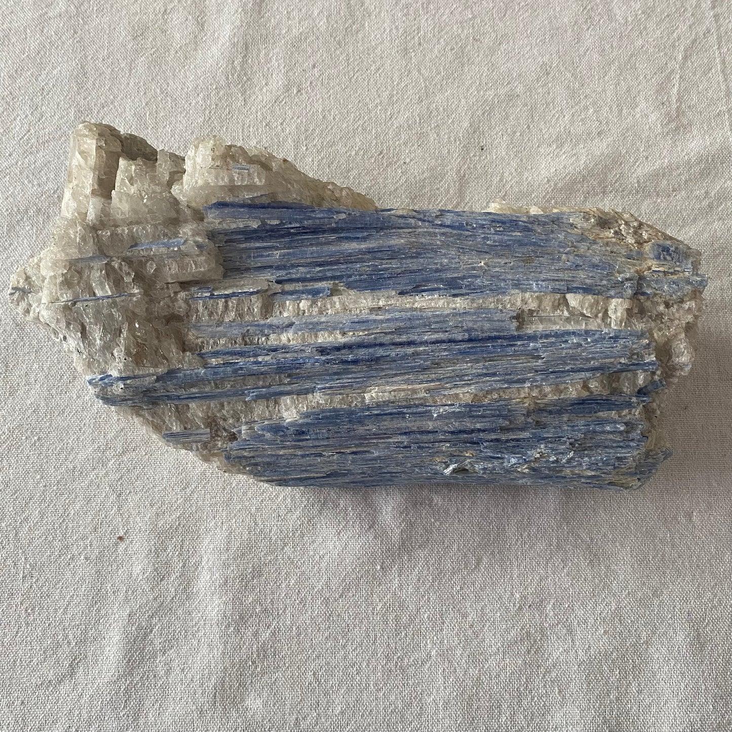 Blue Kyanite - 3,3kg